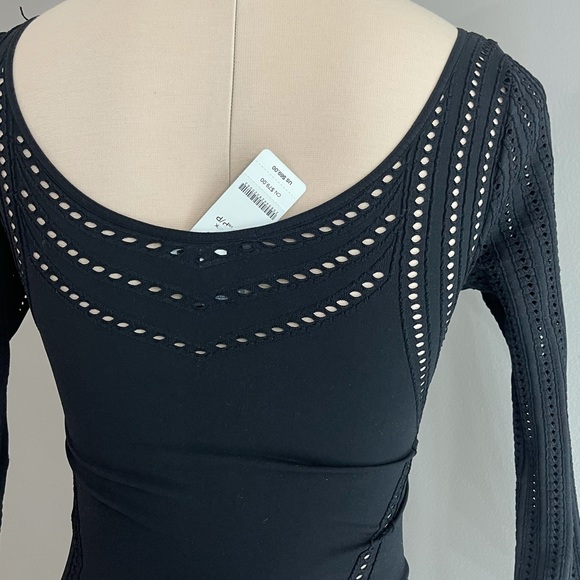 NWT BEBE Bodycon form fitting Dotty stitch Mini dress Small - Black - Picture 2 of 4